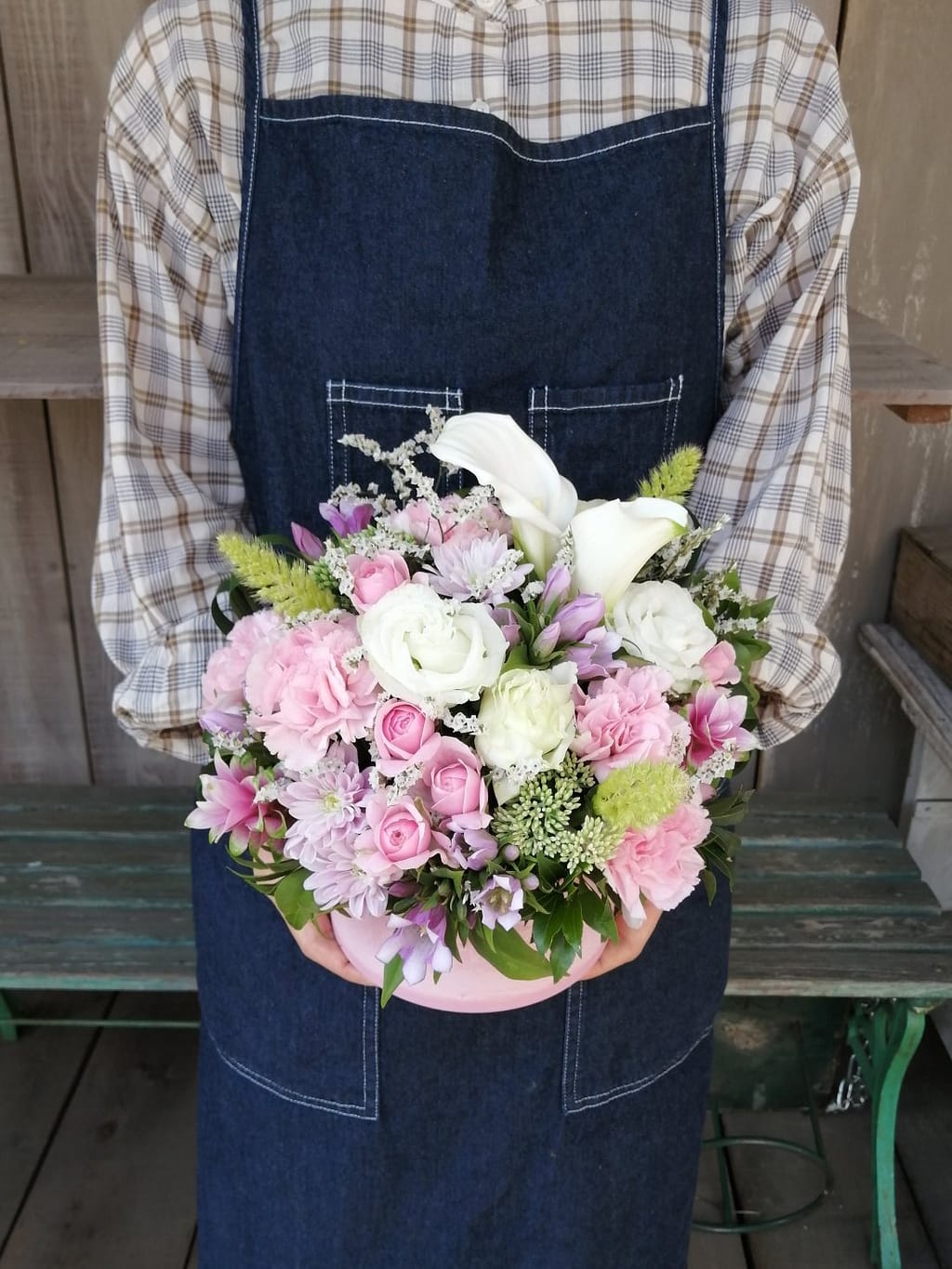 供花。淡いイメージで。