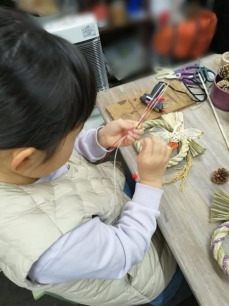 子供 ワークショップ 正月飾り作り