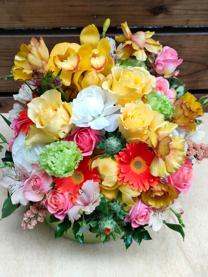 目黒区五本木 誕生日アレンジメント 3/17