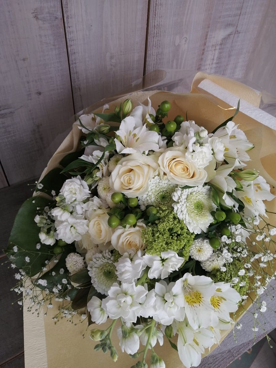 白系の花束