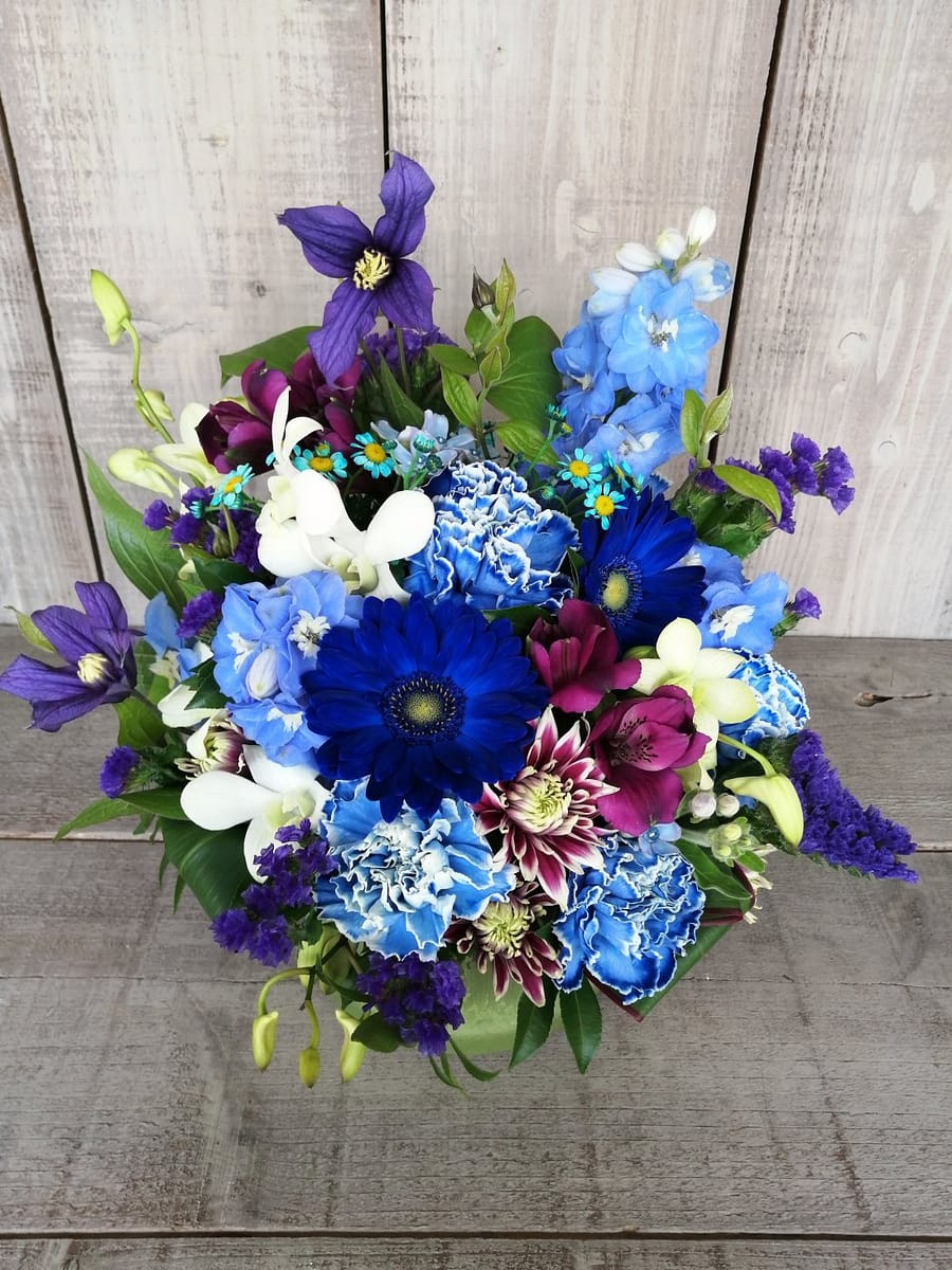 青系のアレンジメントフラワー 渋谷区 5000